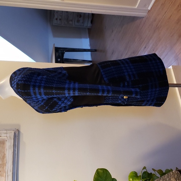 VENUS Dress - Picture 4 of 7